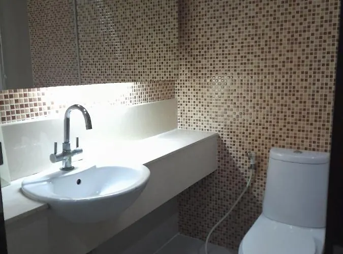 Orion Sukhumvit 18 Hotel 3*